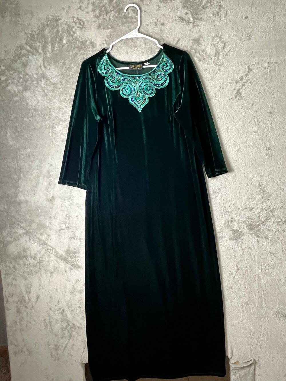 Bob Mackie Emerald Green Velvet Dress Embellished Beaded Neckline Elegant S New